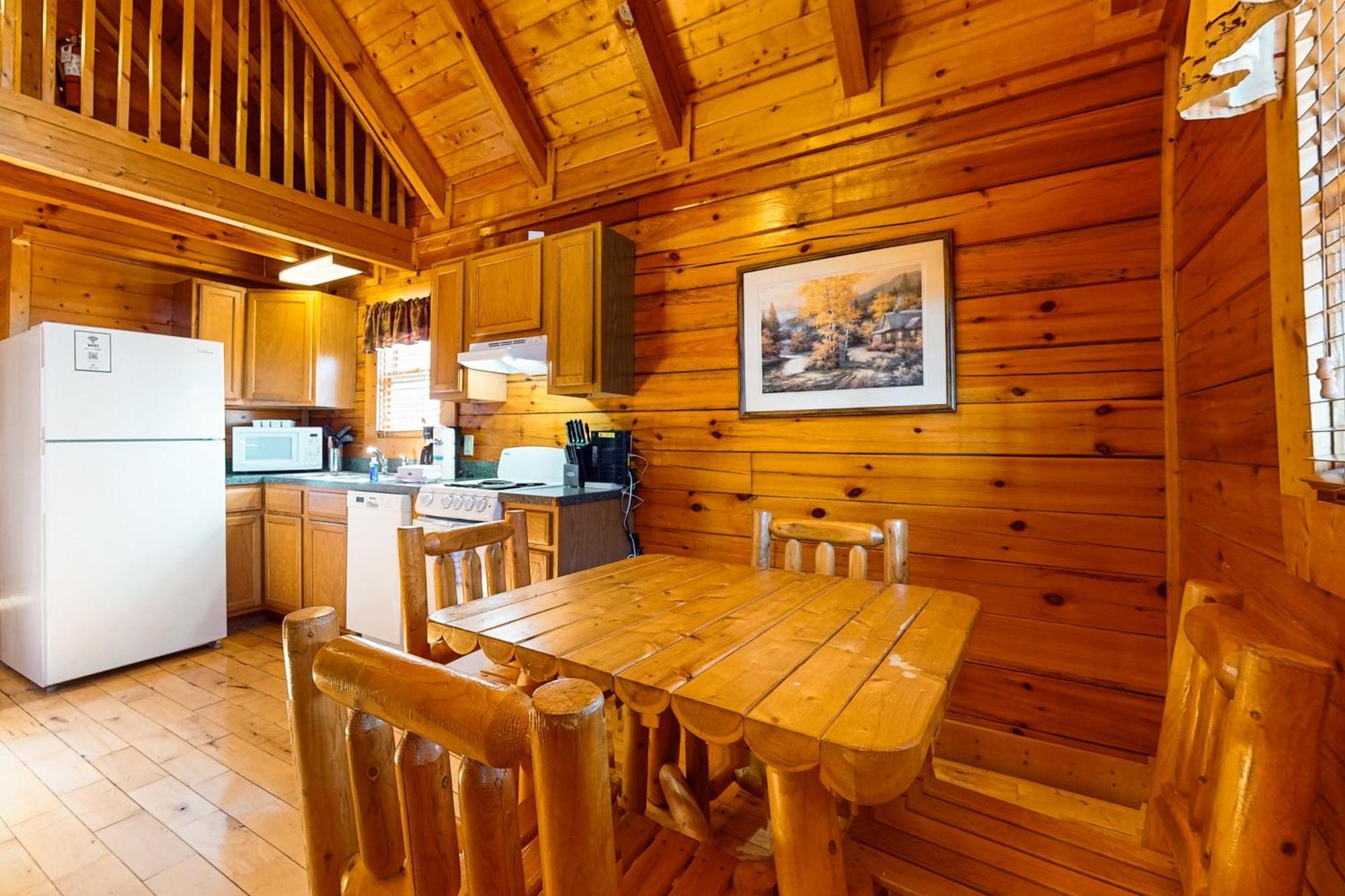 Pin Oak Cabin, Unit 241 * Pigeon Forge